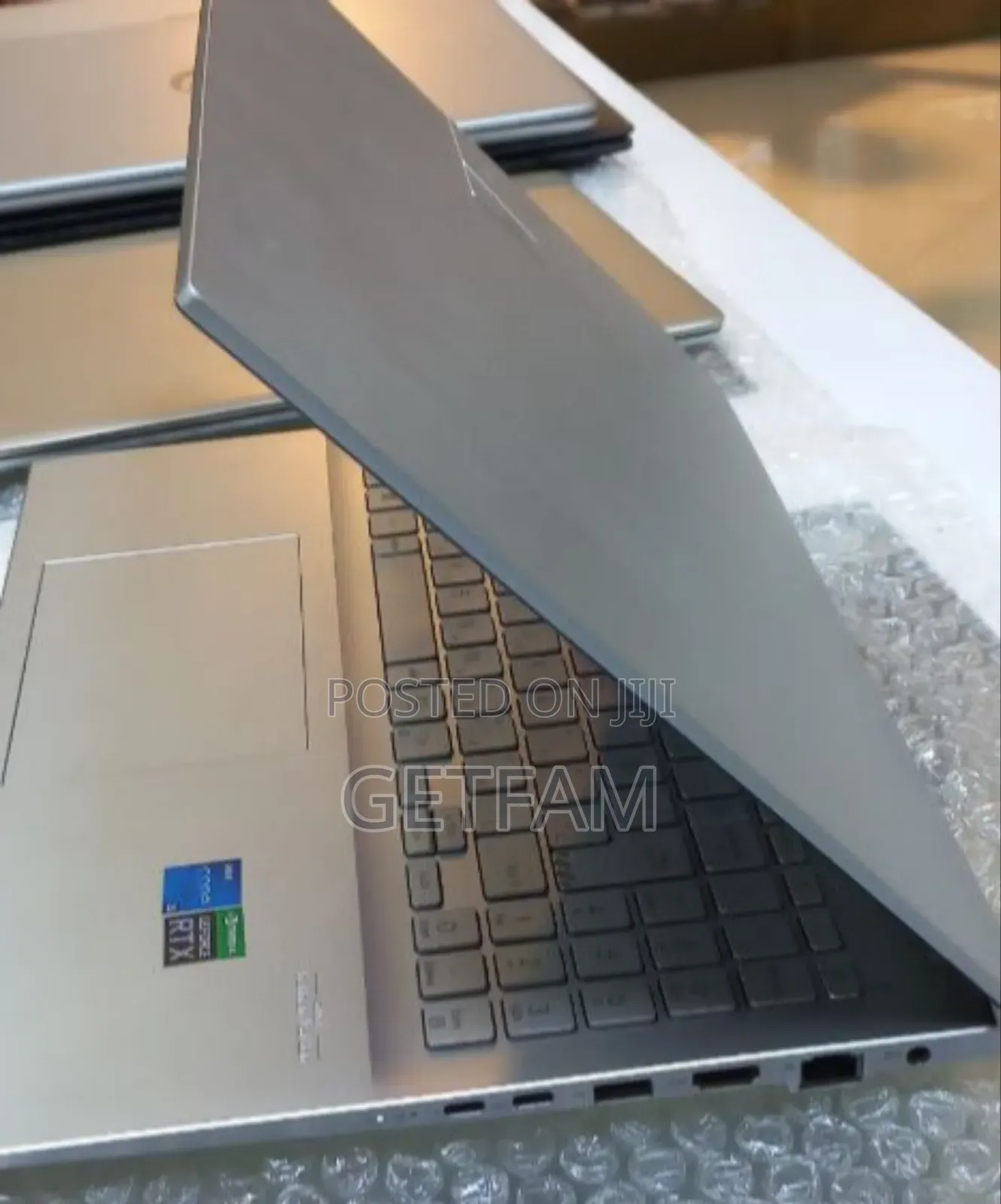 New Laptop Asus VivoBook 15 X505BA 16GB Intel Core I5 SSD 512GB