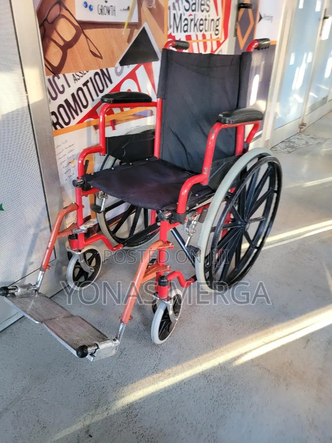 Orginal Wheelchair韞竄europe Wheelchair勿訇in Foldable Form,Very Easy