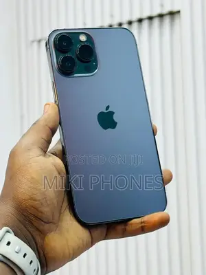 Photo - Apple iPhone 13 Pro Max 256 GB Blue