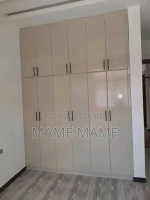 5bdrm Villa in Addis Abeba, Bole for sale