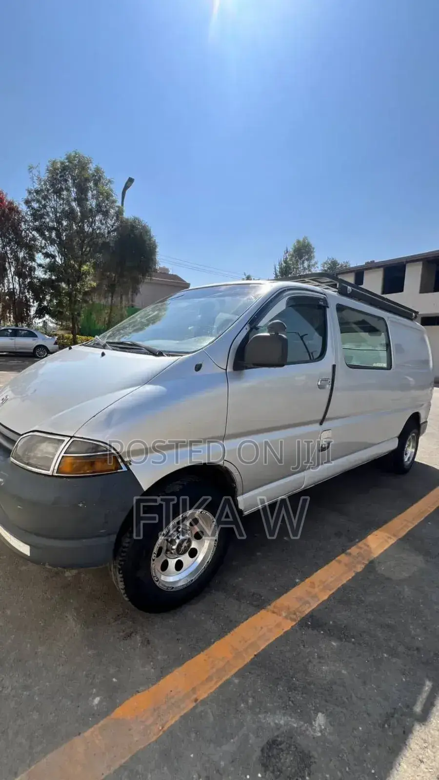 Toyota Coaster 2000 Silver