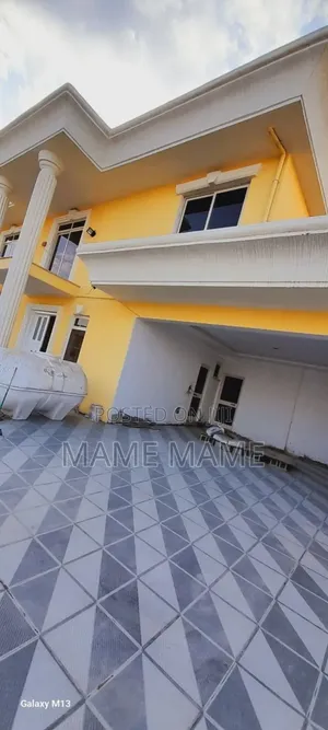 4bdrm House in Ccd Real Esteat, Bole for sale