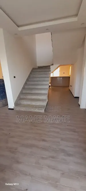 4bdrm House in Ccd Real Esteat, Bole for sale