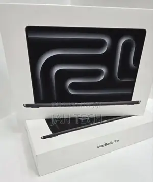 New Apple Macbook Pro 2025 M5 14-Inch 16GB Apple M4 Pro SSD 512GB