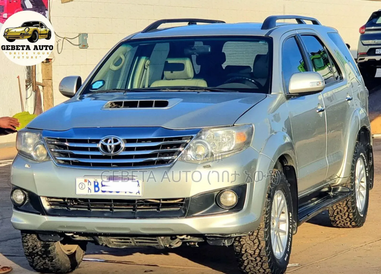 Toyota Fortuner 2013