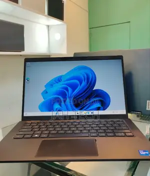 New Laptop Dell Latitude 5310 16GB Intel Core I7 SSD 512GB