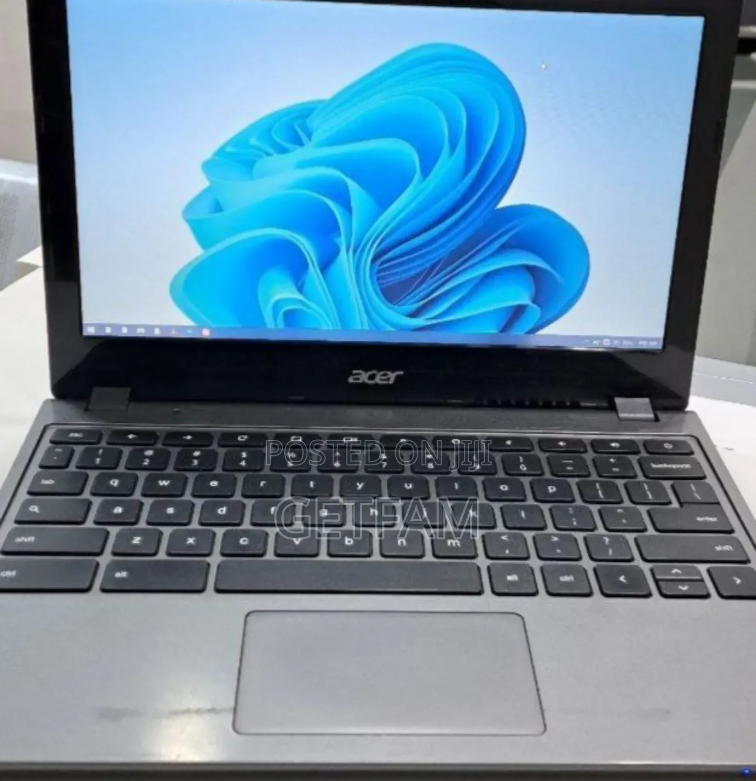 New Laptop Acer Aspire 10E Switch SW3 013 4GB Intel Atom SSD 128GB