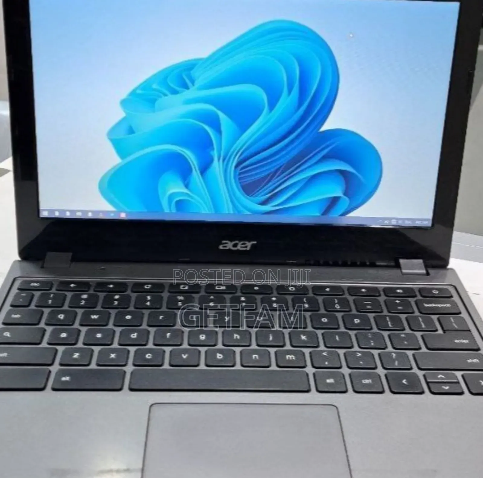 New Laptop Acer Aspire 10E Switch SW3 013 4GB Intel Atom SSD 128GB