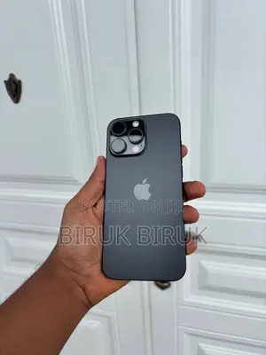 New Apple iPhone 16 Pro Max 256 GB Black