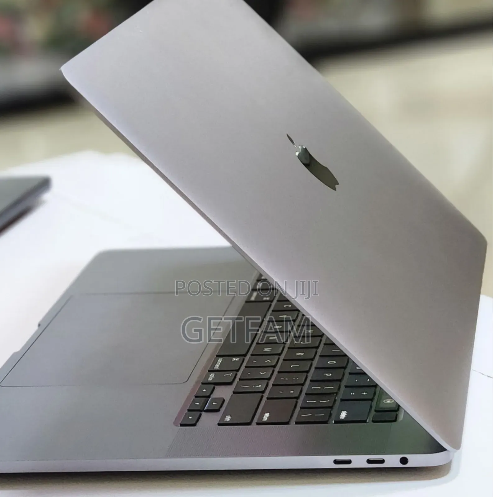 New Laptop Apple MacBook Pro 2019 32GB Intel Core I9 SSD 1T