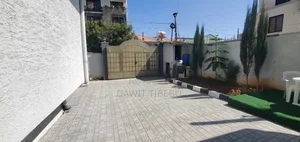 Furnished 20bdrm House in Bole for sale