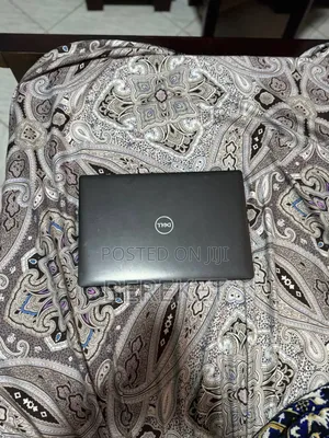Laptop Dell Latitude 5400 16GB Intel Core I7 SSD 512GB