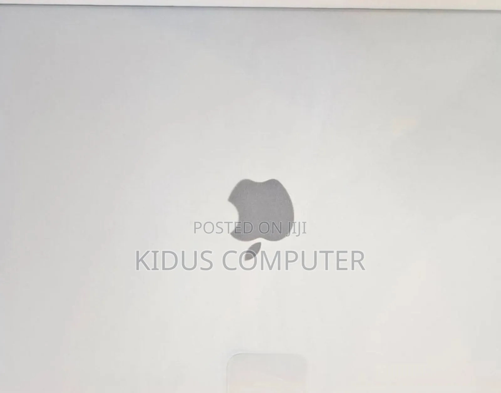 New Laptop Apple MacBook Pro 2024 M4 14-Inch 16GB Apple M4 SSD 512GB