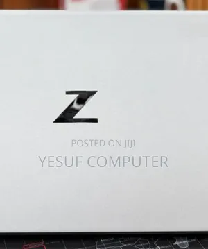 New Laptop HP ZBook Firefly G8 16GB Intel Core I7 SSD 512GB