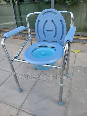 Photo - Commode Chair髷啓toilet Chair蠱፹potty/Shower Chair豹木0bathroom Rest Chair