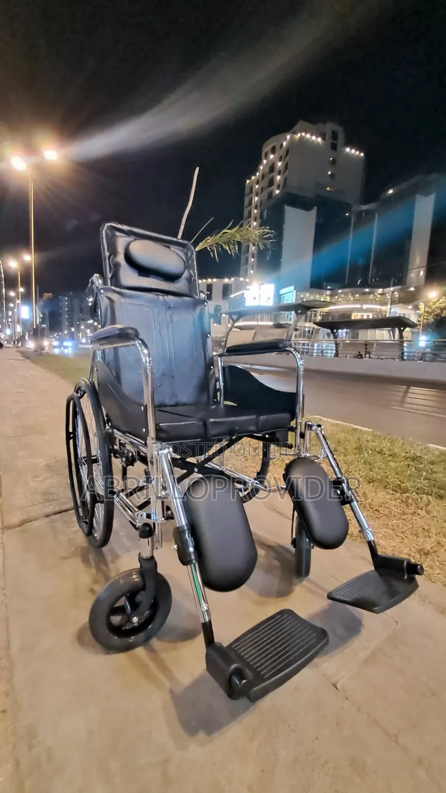 Toilet Wheelchair口手wheelchair廿手wheelchair水手wheelchair水手wheelchair口手whe