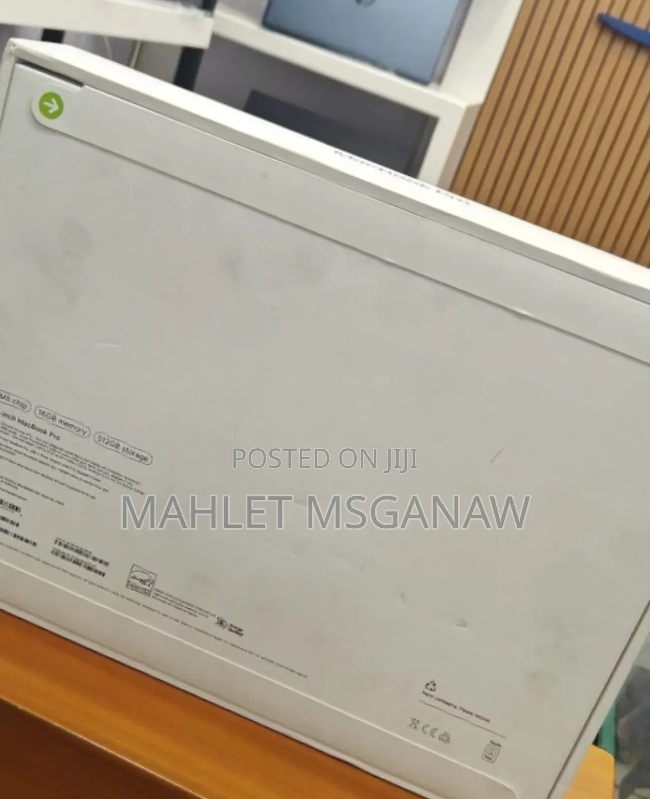 New Laptop Apple MacBook Pro 16GB SSD 512GB