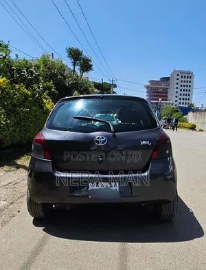 Toyota Yaris 1.0 VVT-i 2007 Gray