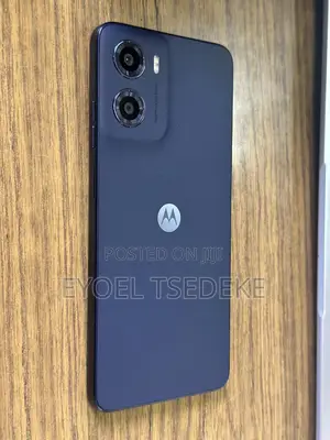 Photo - New Motorola Moto G05 128 GB Black