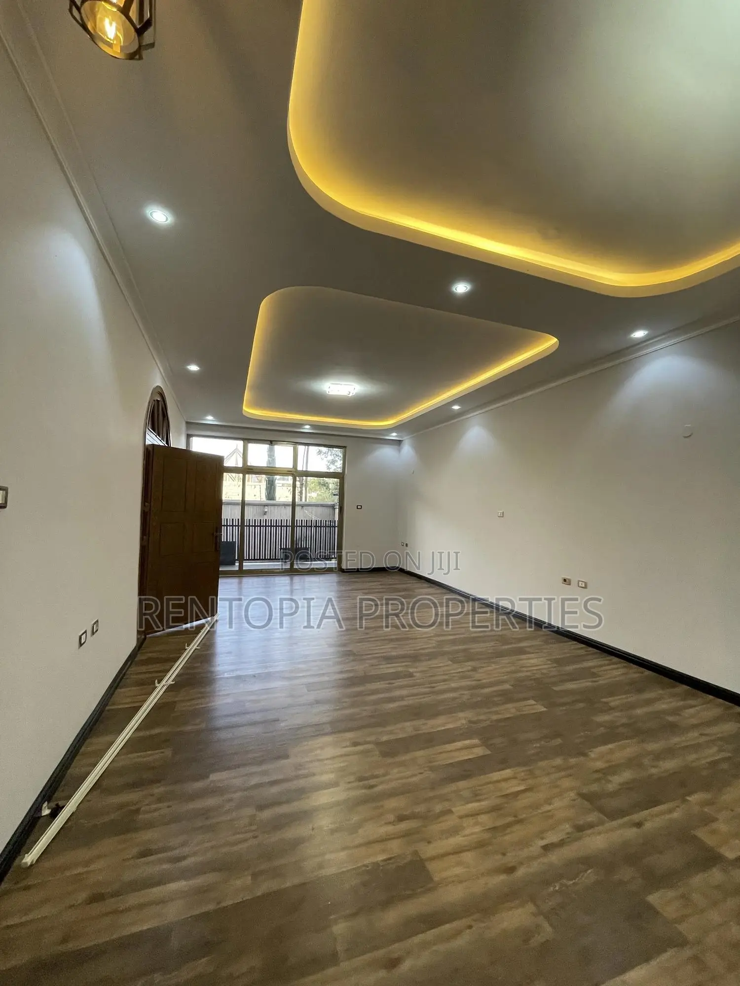 7bdrm House in Bole for rent