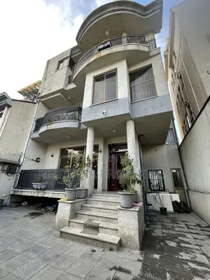 7bdrm House in Bole for rent