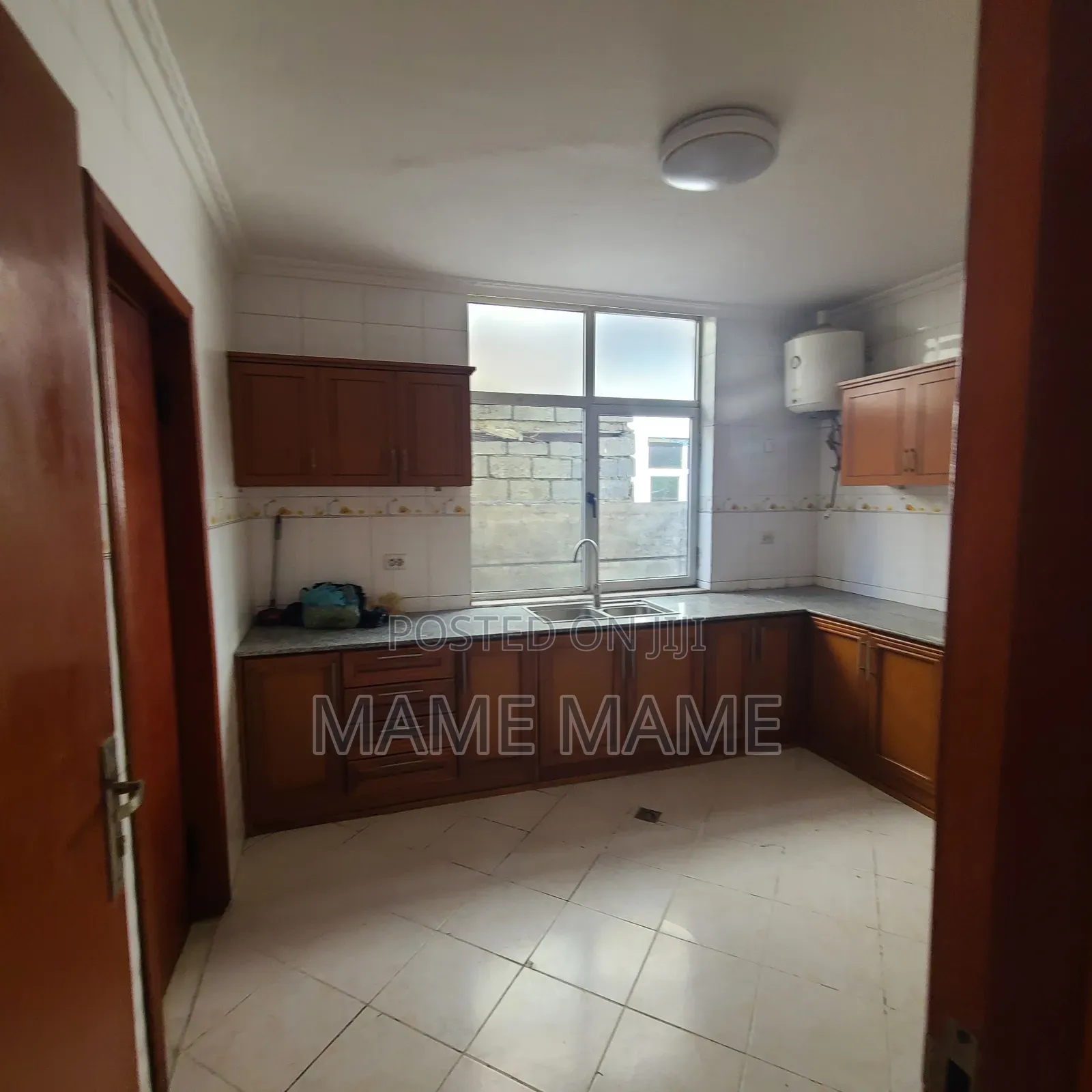 3bdrm House in Addis Abeba, Bole for rent