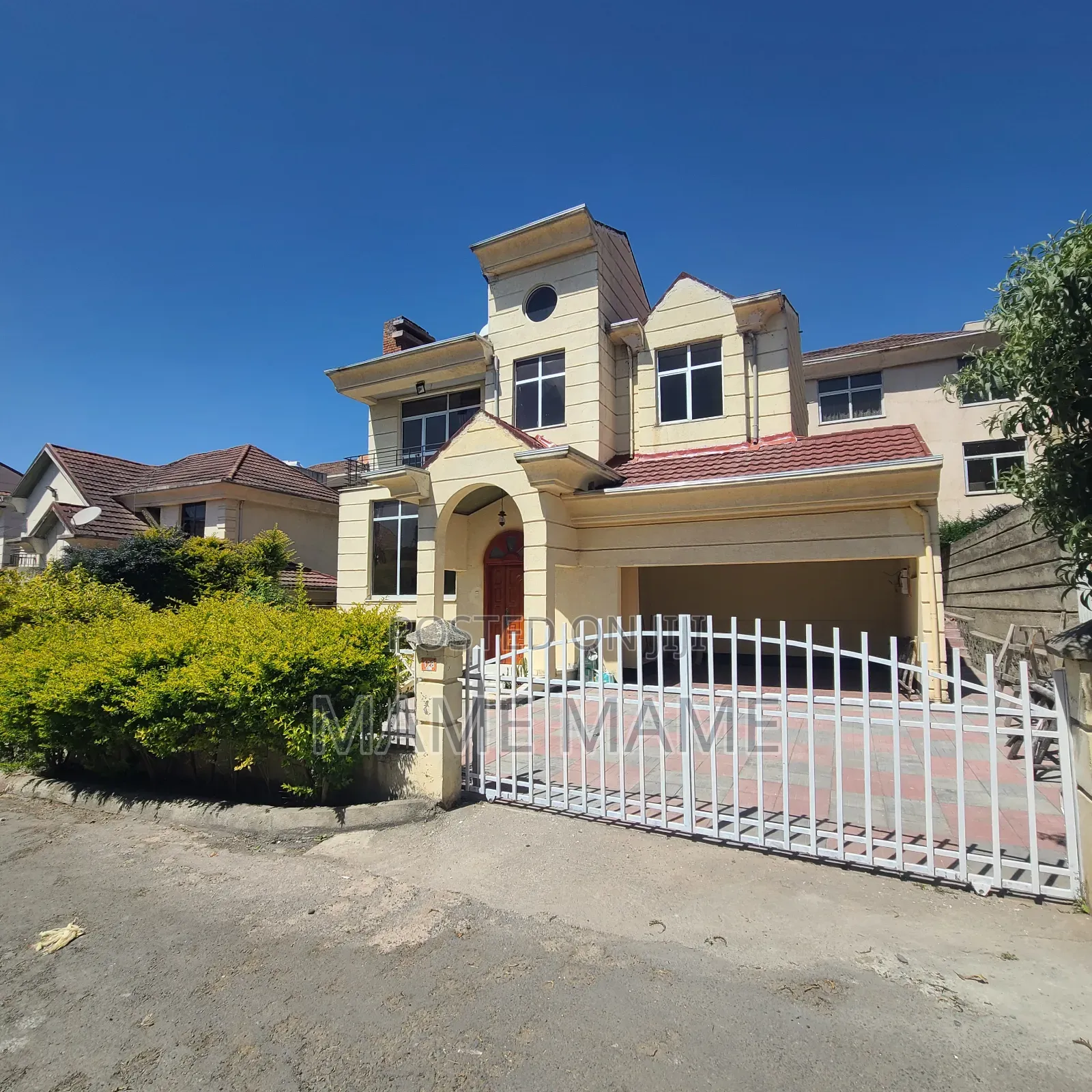 3bdrm House in Addis Abeba, Bole for rent