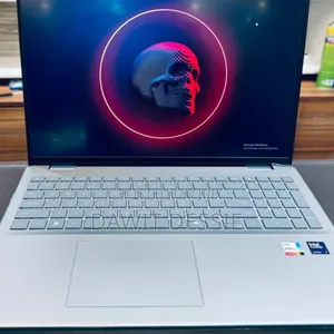 New Laptop HP 16GB Intel Core Ultra 7 SSD 1T
