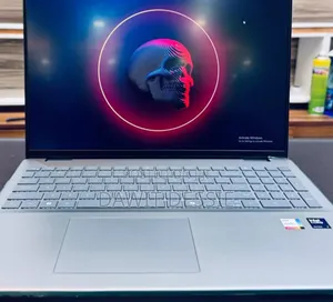 New Laptop HP 16GB Intel Core Ultra 7 SSD 1T