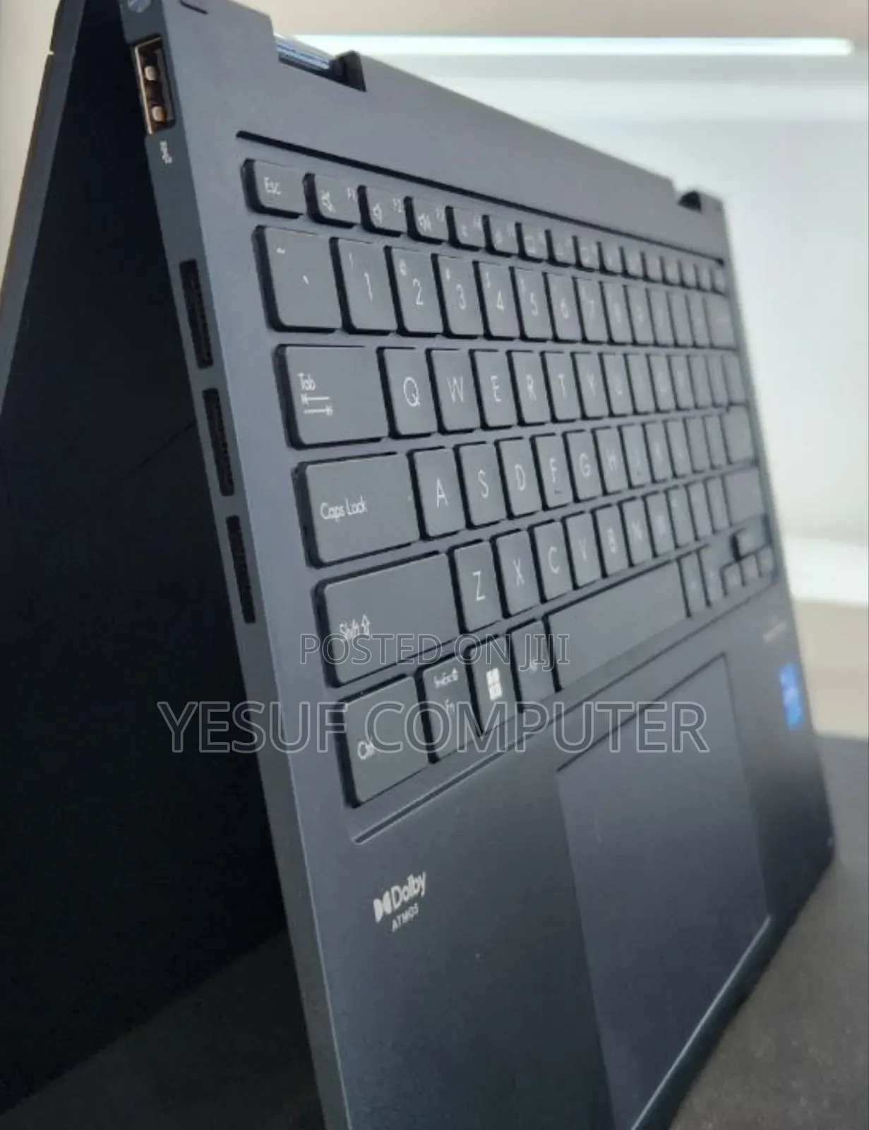 New Laptop Lenovo Yoga 11e 16GB Intel Core Ultra 7 SSD 1T