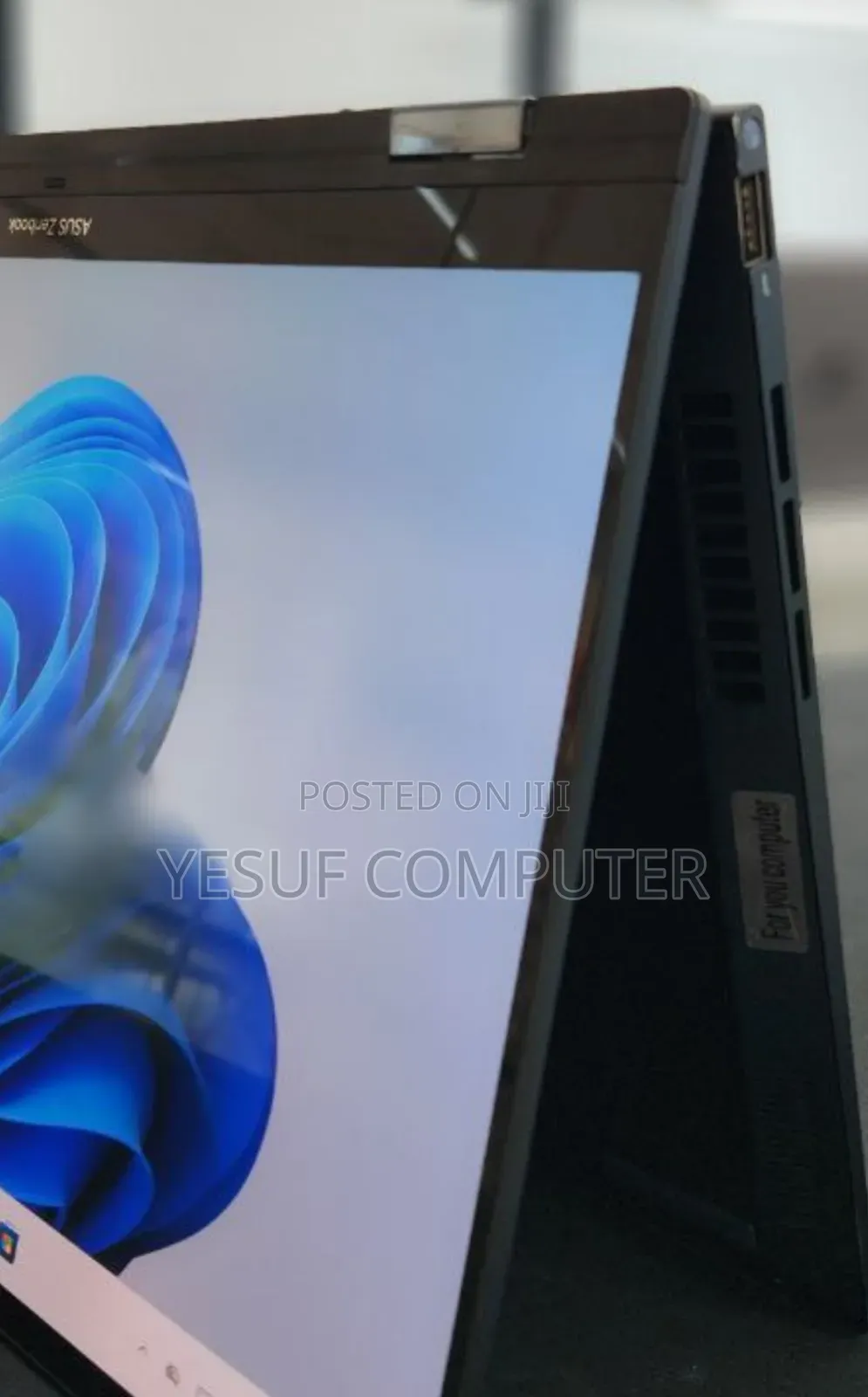 New Laptop Lenovo Yoga 11e 16GB Intel Core Ultra 7 SSD 1T