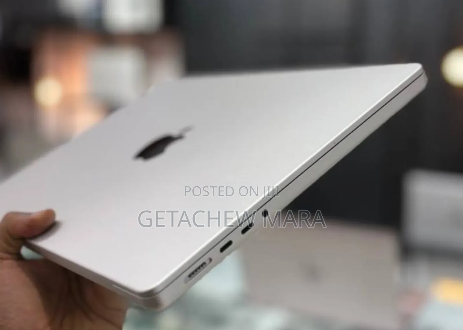 New Laptop Apple MacBook Air 2024 M3 13-Inch 8GB Intel SSD 512GB