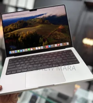 New Laptop Apple MacBook Air 2024 M3 13-Inch 8GB Intel SSD 512GB