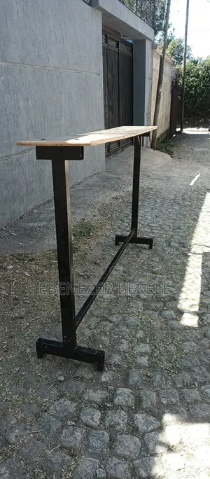 Photo - High Table Standing Tea Table