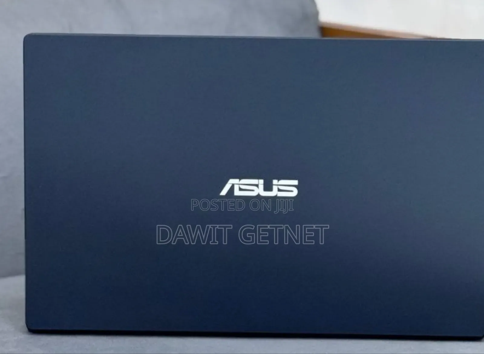 New Laptop Asus 8GB Intel SSD 512GB