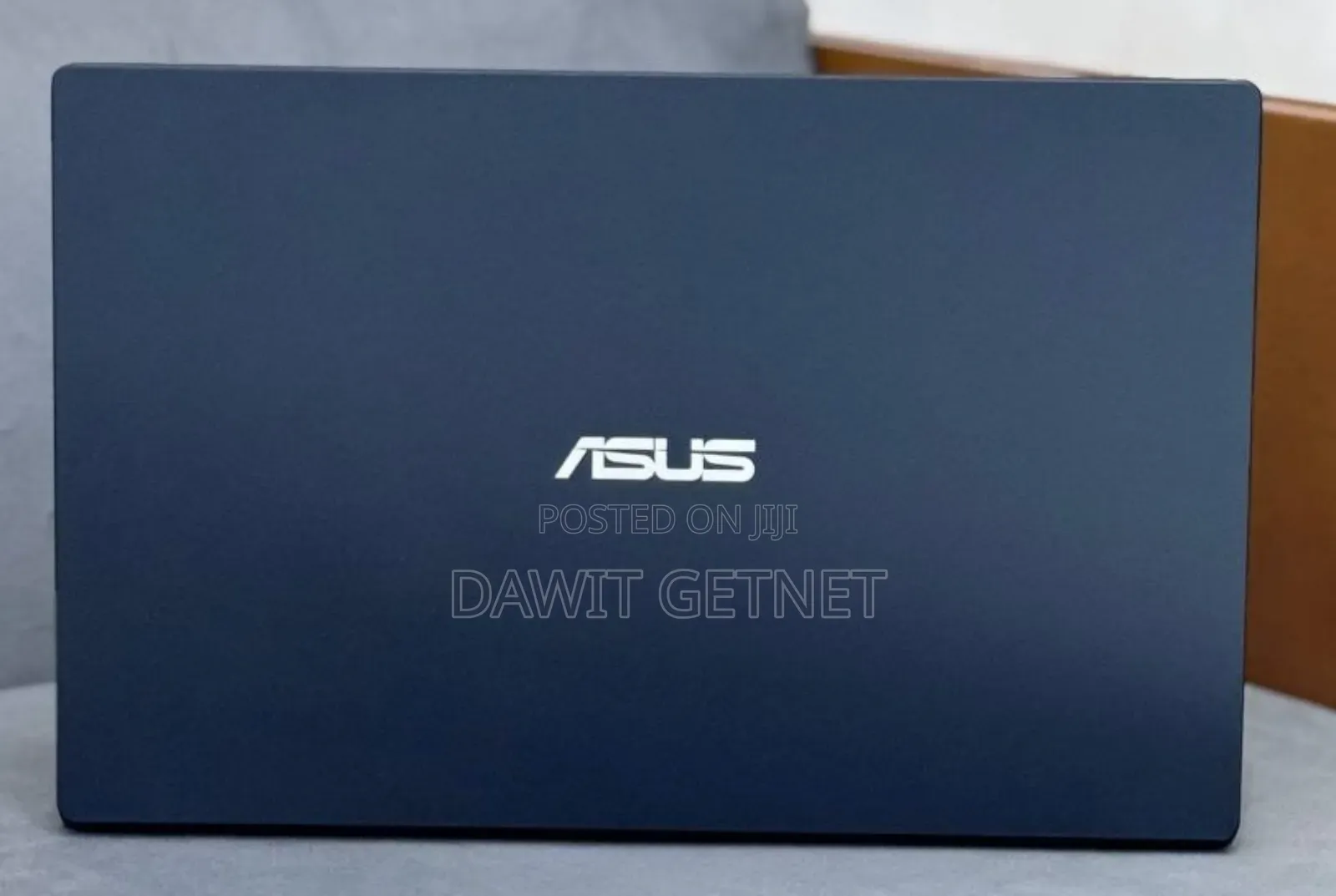 New Laptop Asus 8GB Intel SSD 512GB