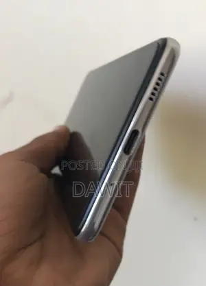 Photo - New Samsung Galaxy M53 128 GB White