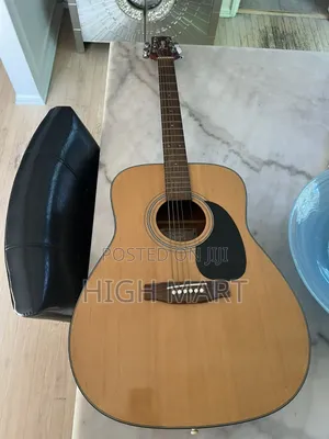 Yamaha F340 Guitar