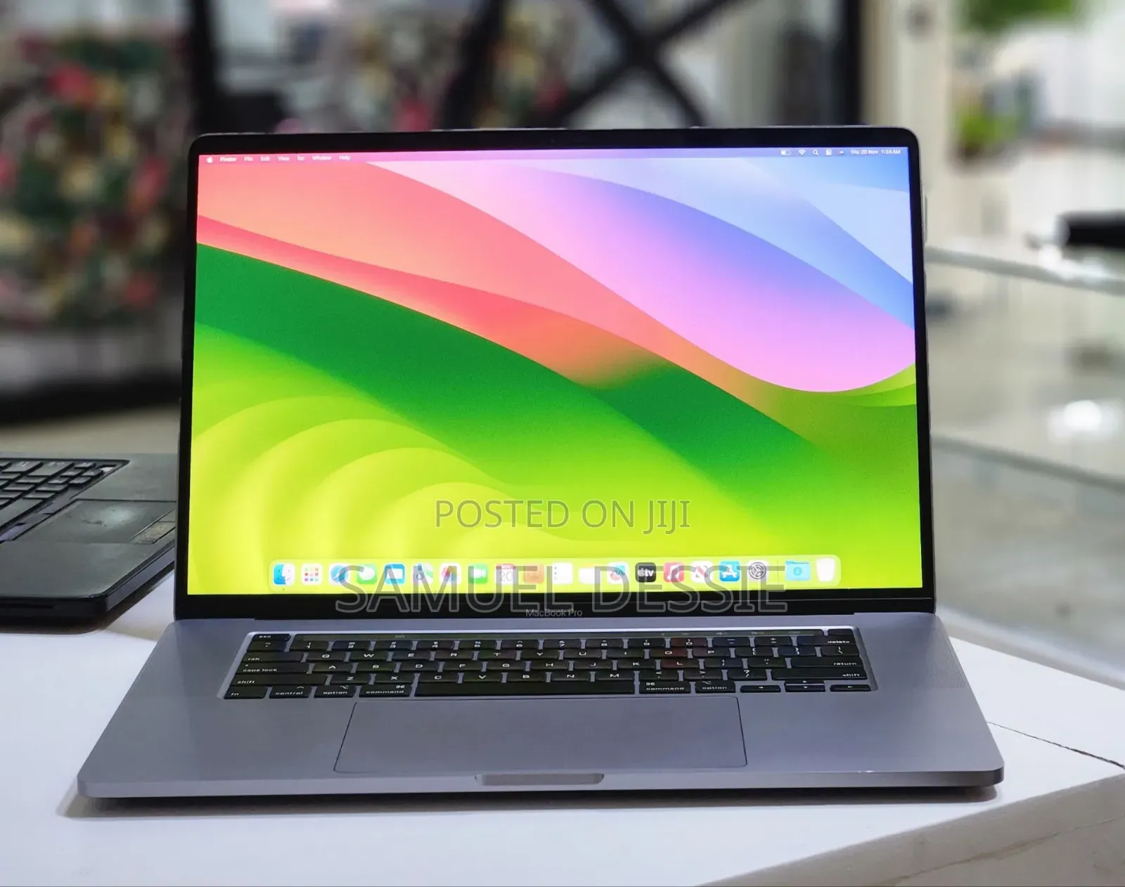 New Laptop Apple MacBook Pro 2019 32GB Intel Core I9 SSD 1T