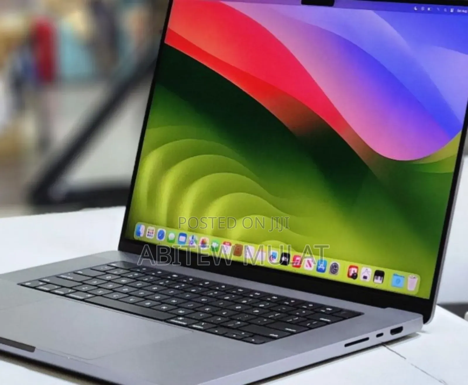 New Laptop Apple MacBook Pro M1 16GB Apple M1 SSD 1T