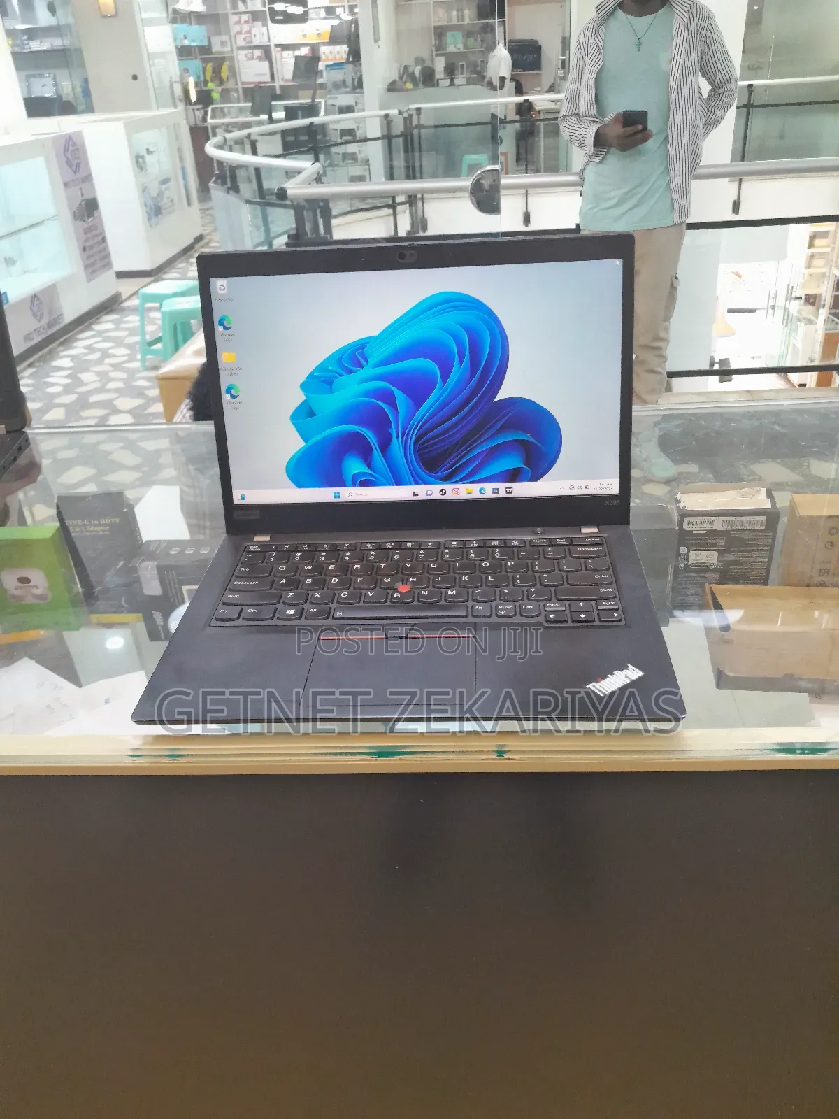 New Laptop Lenovo ThinkPad X395 16GB AMD Ryzen 5 SSD 512GB