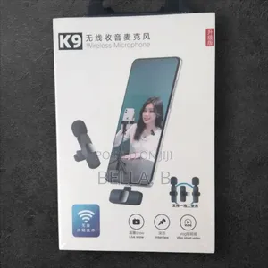 Photo -  Wireless Microphone - State-of-the-Art Connectivity