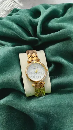 Photo - Ladies Fashion Watch – High Quality