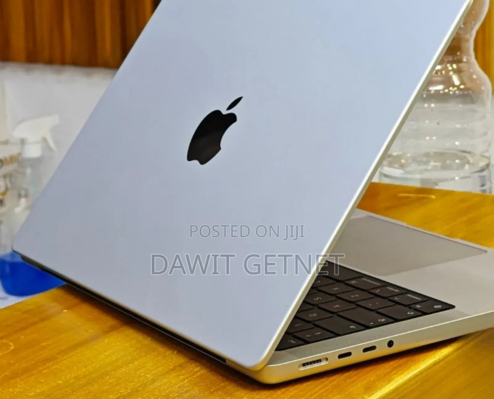 New Laptop Apple MacBook Pro M1 32GB Apple M1 SSD 1T