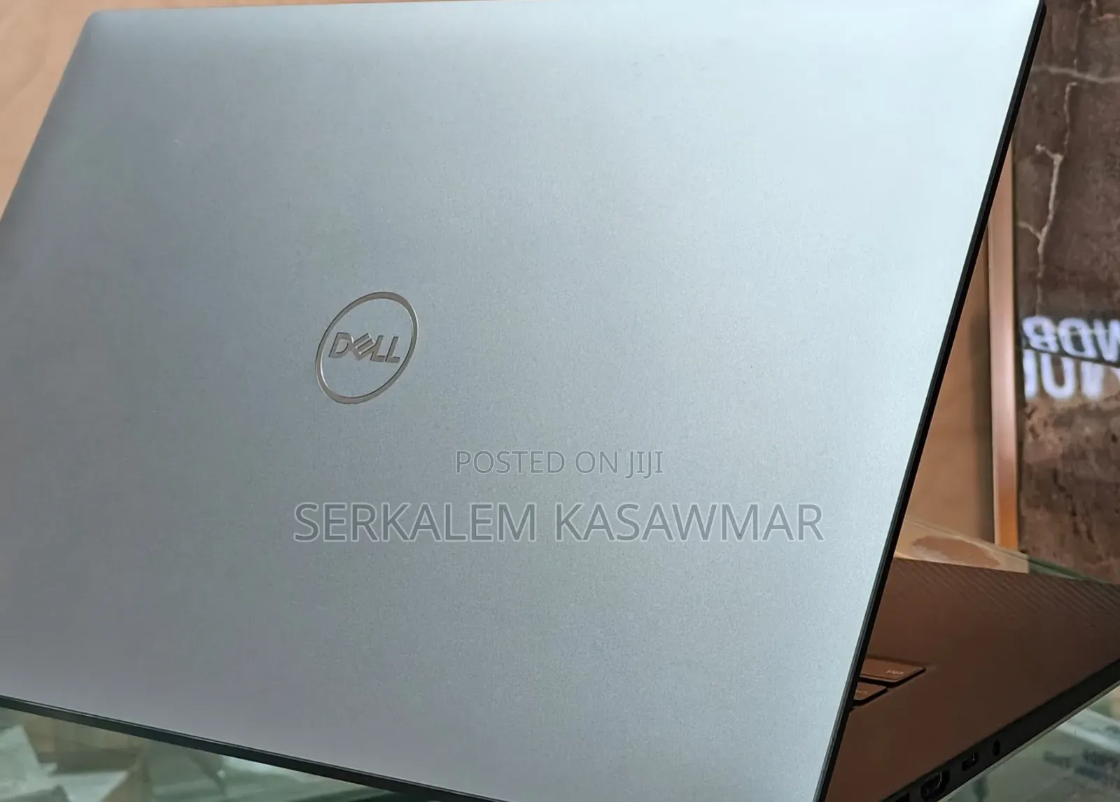 New Laptop Dell Precision 5540 16GB Intel Core I7 SSD 512GB