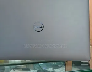 New Laptop Dell Precision 5540 16GB Intel Core I7 SSD 512GB