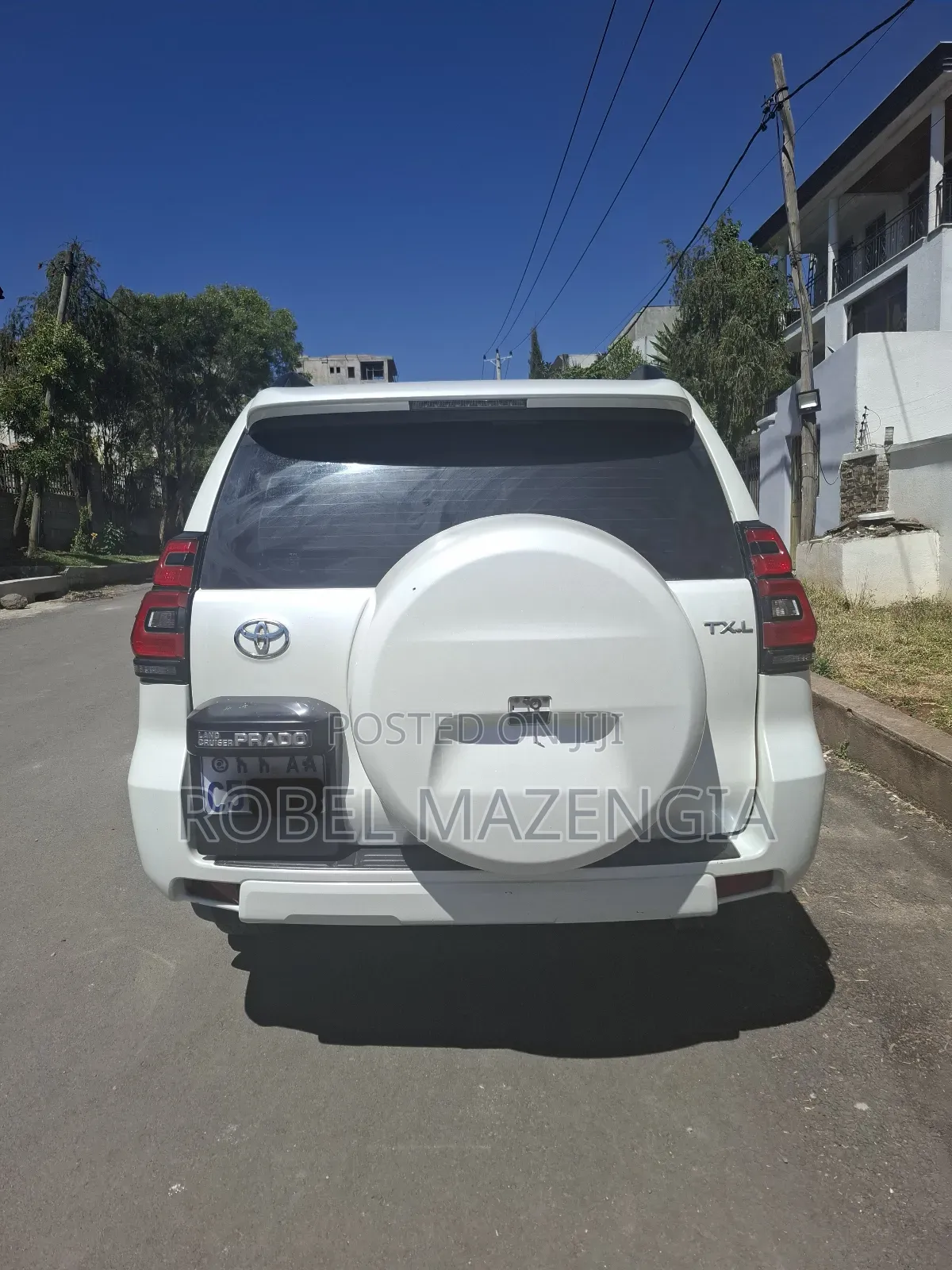Toyota Land Cruiser Prado 2023 White