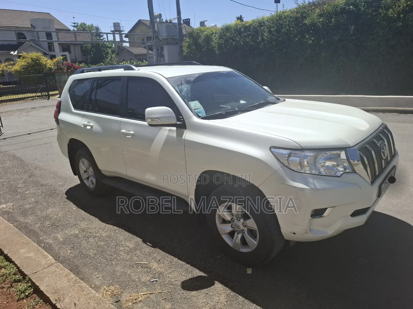 Toyota Land Cruiser Prado 2023 White