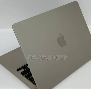 Photo - New Laptop Apple MacBook Air 2025 M4 13-Inch 16GB Intel SSD 256GB