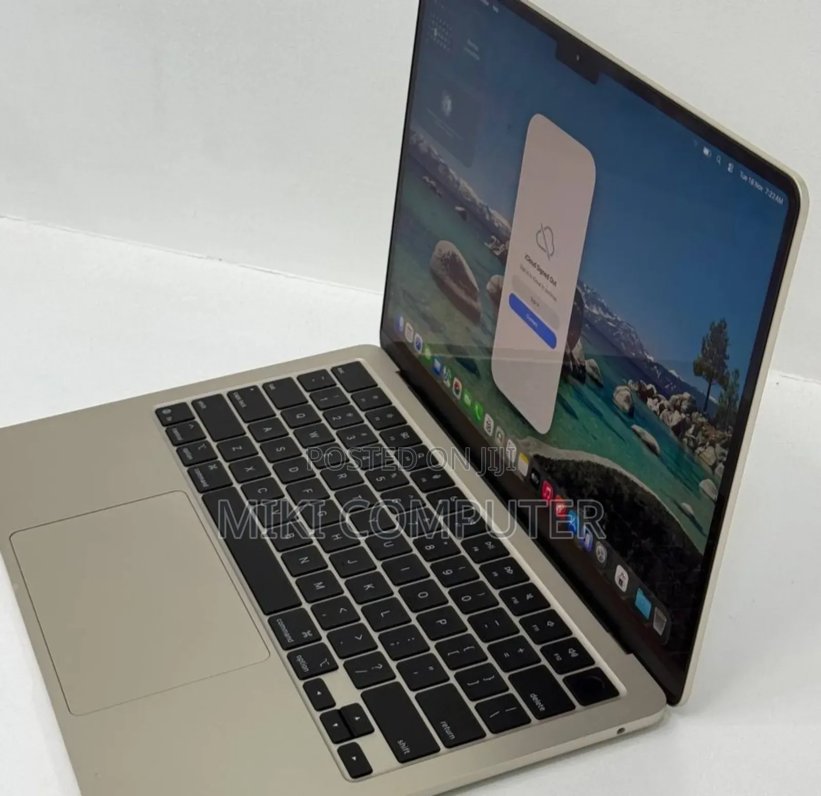 New Laptop Apple MacBook Air 2025 M4 13-Inch 16GB Intel SSD 256GB